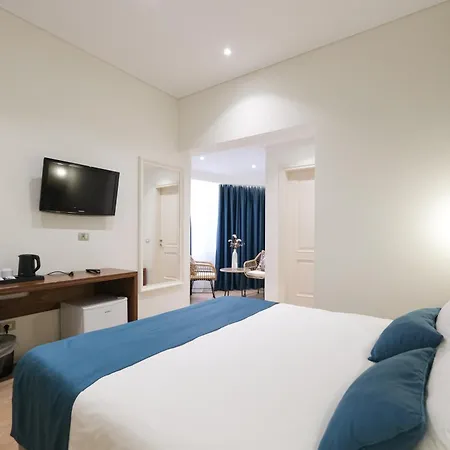 Golden City Boutique Hotel , Tirana 3*