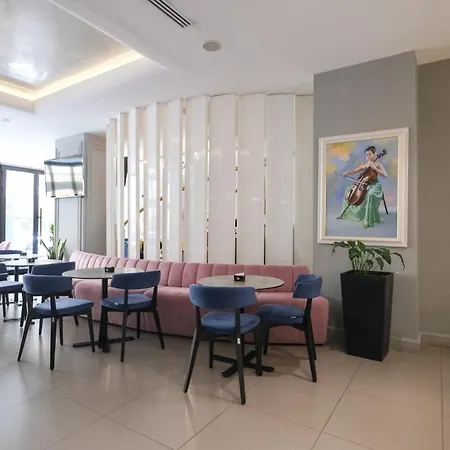 Golden City Boutique Hotel , Tirana 3* Tirana