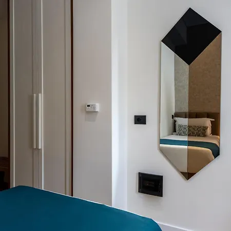 Golden Boutique Hotell 3*