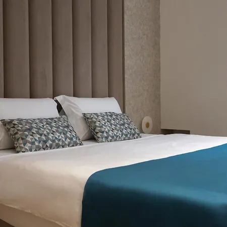 Hotel Golden Boutique 3*