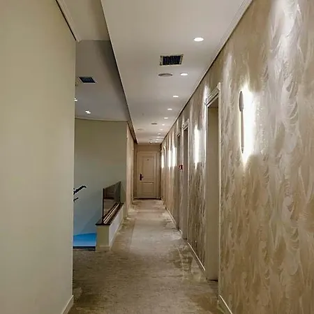 Golden Boutique 3*