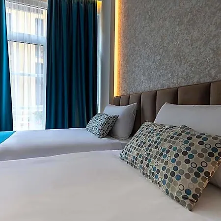 Golden Boutique 3* Tirana