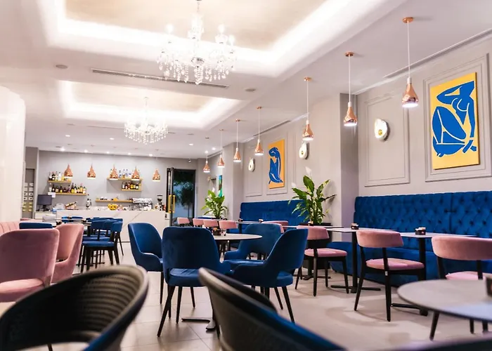 Golden Boutique Hotel