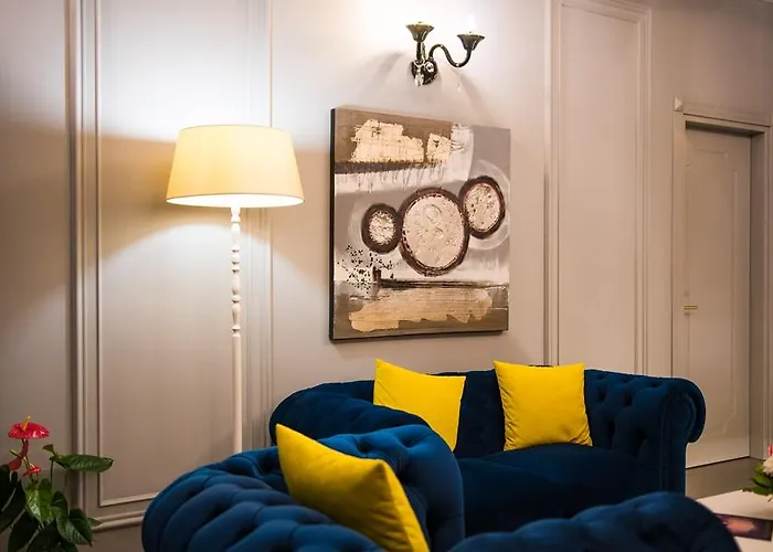 Golden Boutique Hotel