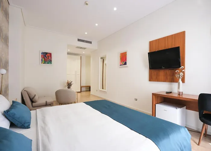 Golden Boutique Hotel