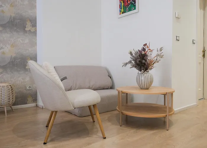 Hotel Golden City Boutique Hotel , Tirana 3*