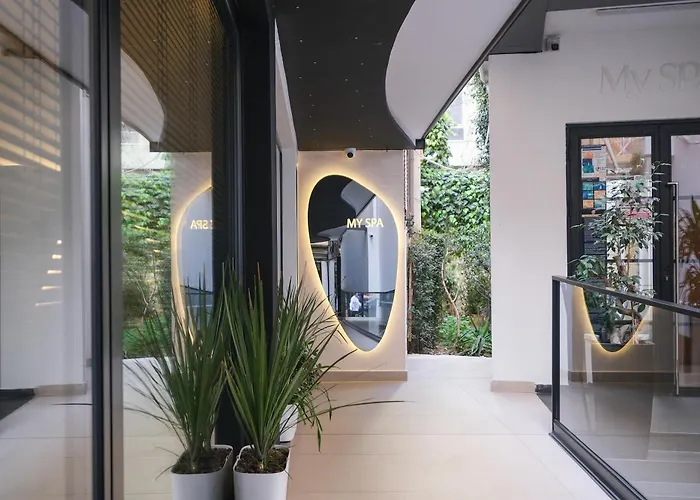 Golden Boutique Hotel 3*