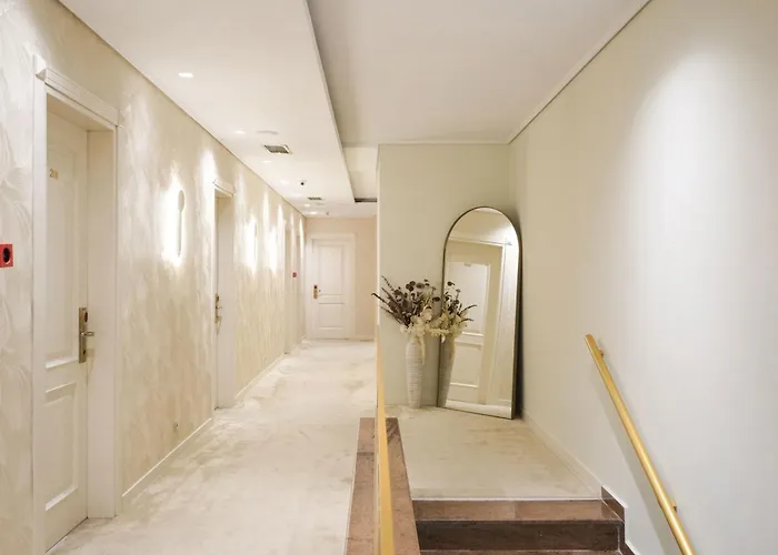 Golden City Boutique Hotel , Tirana Otel
