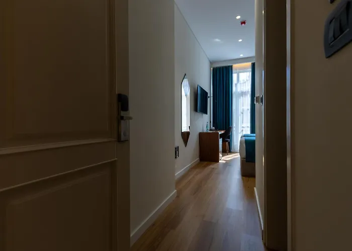 Golden Boutique Tirana