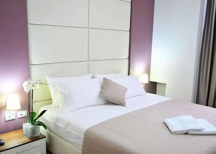 Golden City Boutique Hotel , Tirana Otel 3*